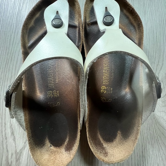 BIRKENSTOCK Gizeh Pearl White Thong Sandals - Picture 2 of 6